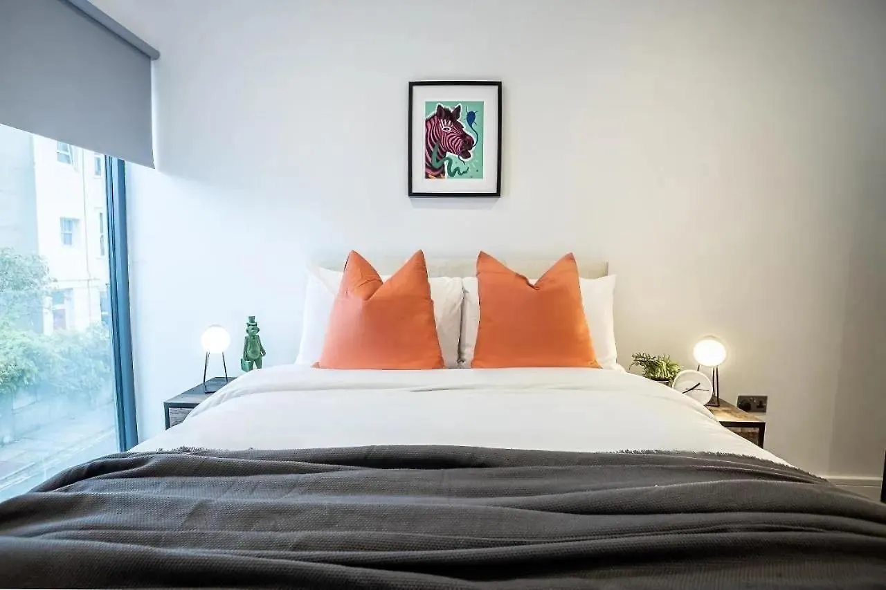 Beautiful 2 Bedroom Flat Next To Brighton Station I Sleep 6 I Rhttt Apartment